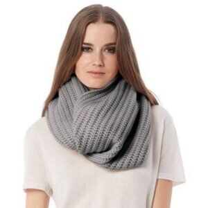 100% cashmere chunky infinity scarf